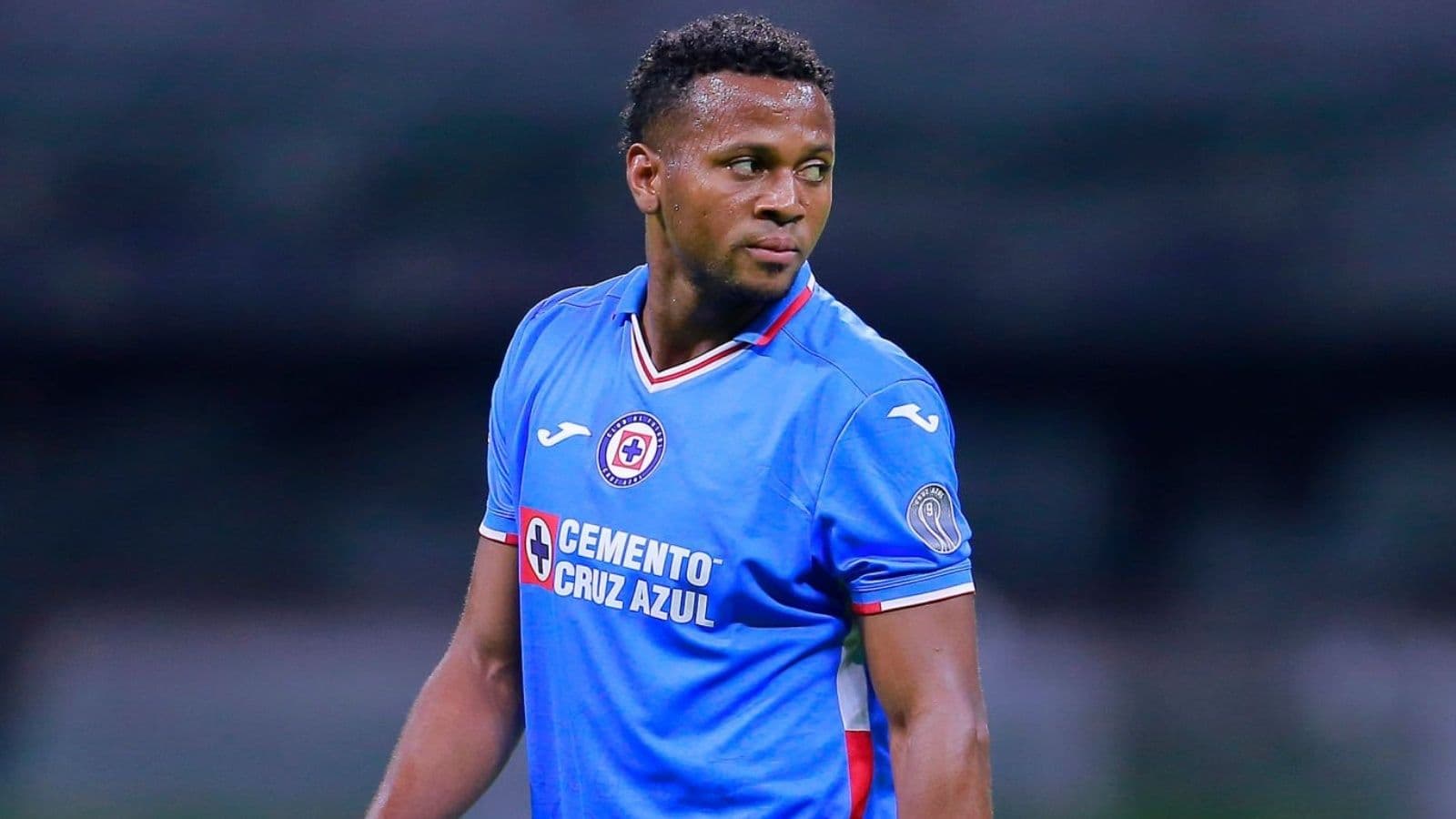 El delantero de Cruz Azul, Michael Estrada, debutó en el Azteca y ya tuvo nuevo apodo