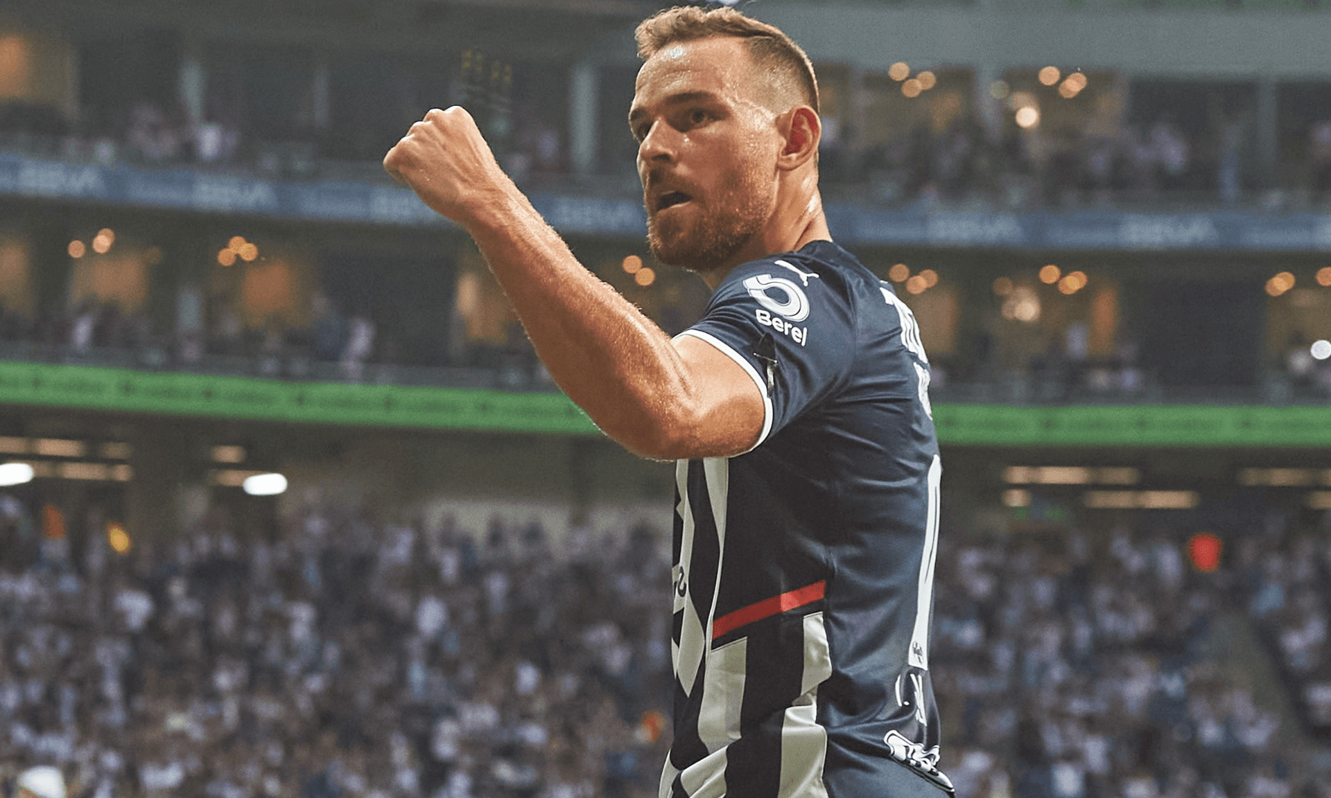 El delantero holandés deja al Monterrey de manera sorpresiva tras su convocatoria a la selección de Países Bajos
