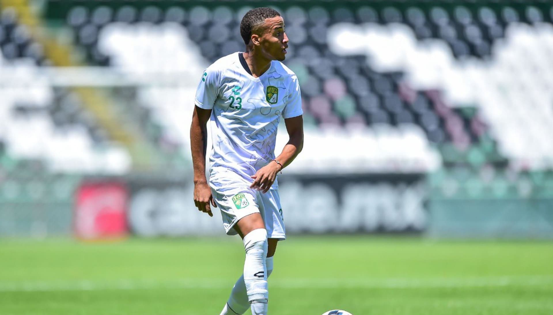 El ecuatoriano poco a poco se va adaptando a lo que quiere Renato Paiva