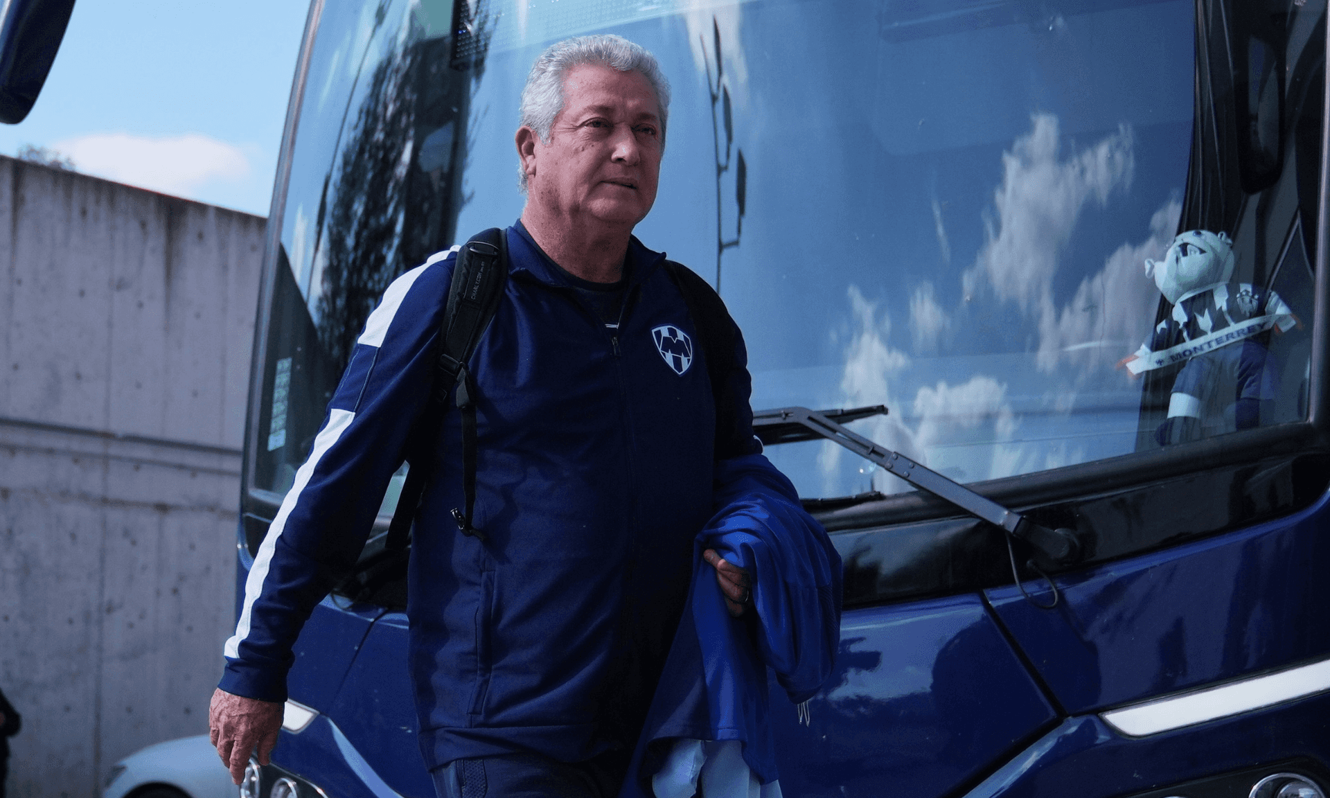 El entrenador de Rayados presentó una alineación muy defensiva para el primer duelo ante Pachuca