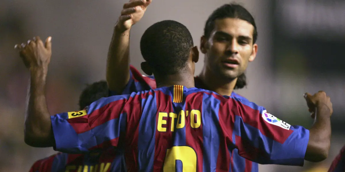El ex delantero del FC Barcelona, Samuel Eto'o, cayó rendido ante el talento de un jugador mexicano.