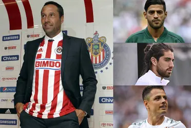 El ex entrenador que ya tuvo una etapa en el Guadalajara está a poco de volver a las Chivas, destapan la lista de jugadores que consideraría para cambiar la cara al chiverío.
