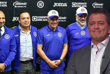 El exjugador de Cruz Azul, Carlos Hermosillo, dejó mal parado al equipo