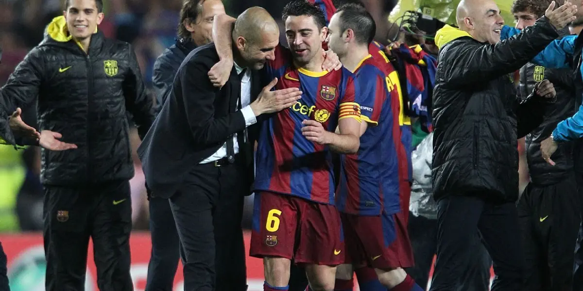 El FC Barcelona podría recibir un pequeño favor del técnico más ganador de su historia. 