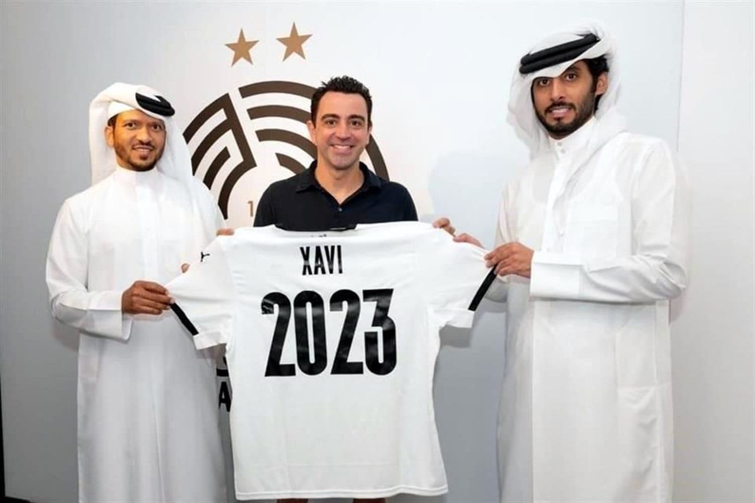 El FC Barcelona se encuentra con técnico interino tras la destitución de Ronald Koeman. Xavi Hérnandez es uno de los candidatos a suplir la salida del neerlandés pero el dueño del Al-Sadd echaría todo abajo tras sus declaraciones.