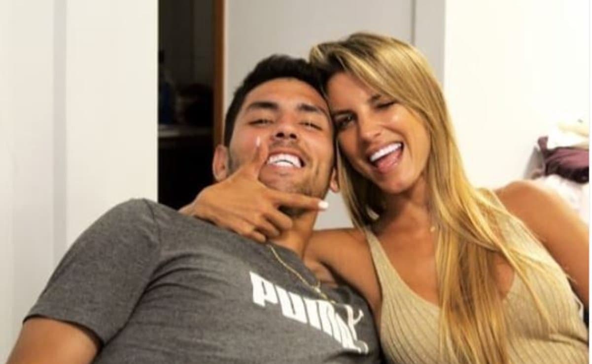 El futbolista de Cruz Azul tuvo una relación con modelo argentina, la cual duró más de un año.