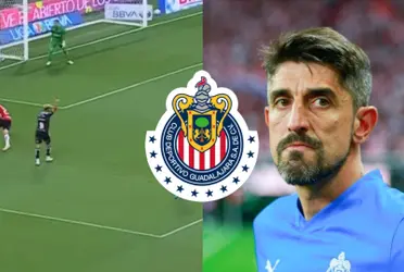 El Guadalajara está empatando sin goles por el momento contra el Necaxa, pero en menos de diez minutos el partido dejó una polémica de la que habla todo el país.