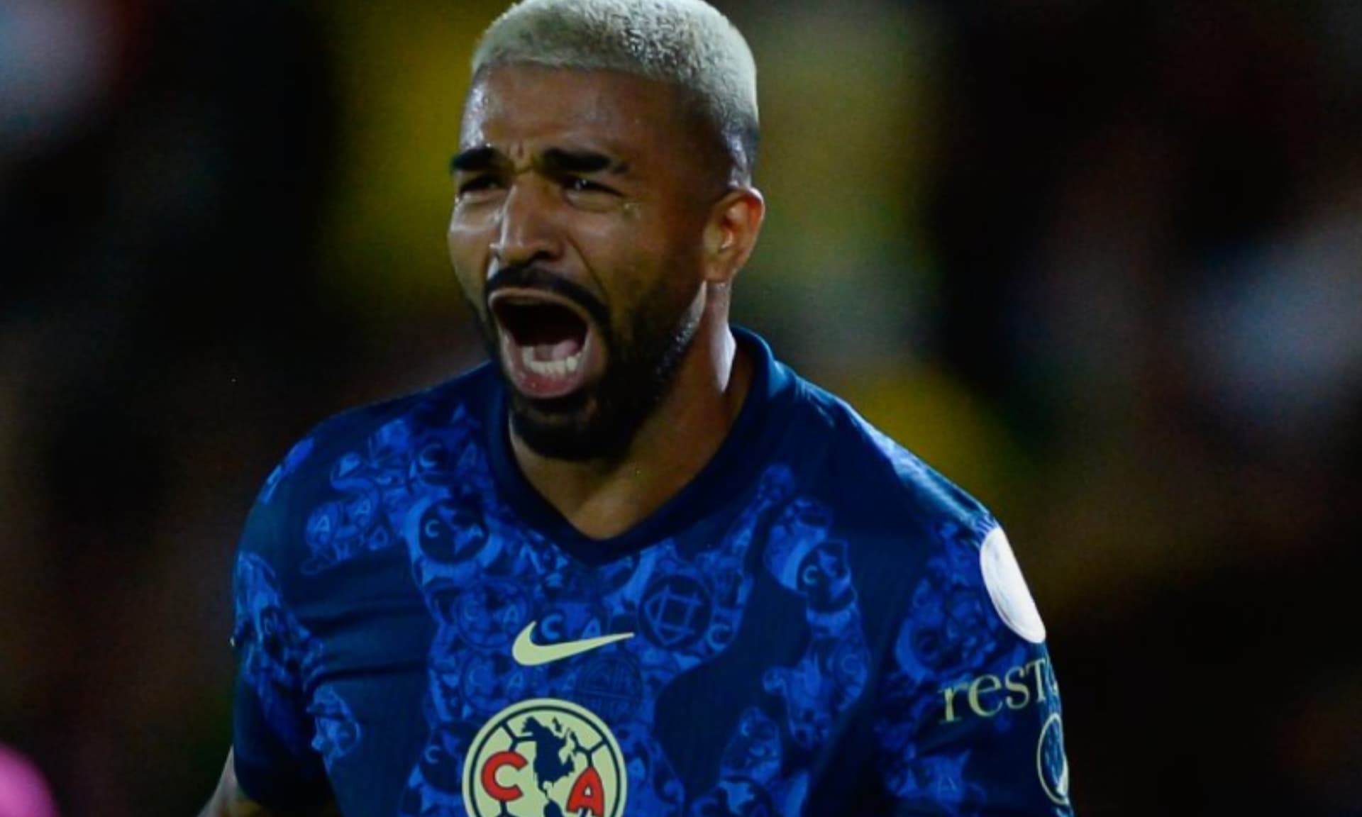 El jugador marcó al minuto 92 y le alcanzó al América para ganar el cotejo.