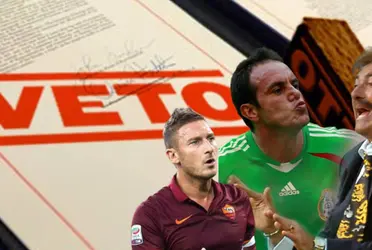 El jugador mexicano exteriorizó su sentir sobre por qué no fue llamado en 2006 y esta fue la expresión de Totti. 