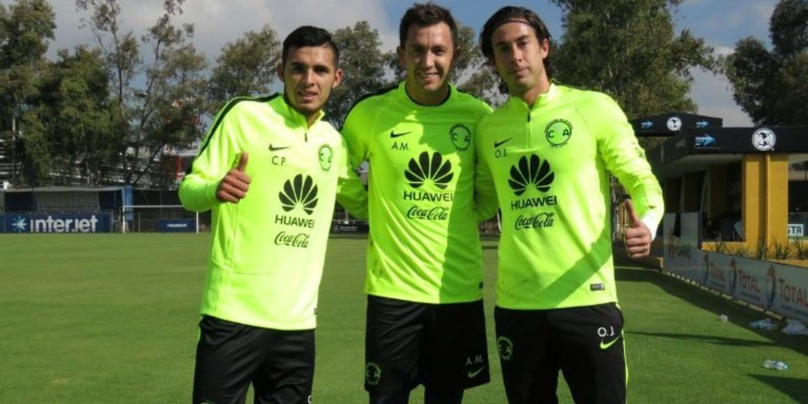 El jugador que levantó la 13 con el América y ahora sorprende al firmar nuevo contrato o el conjunto azulcrema ante la salida de Ochoa