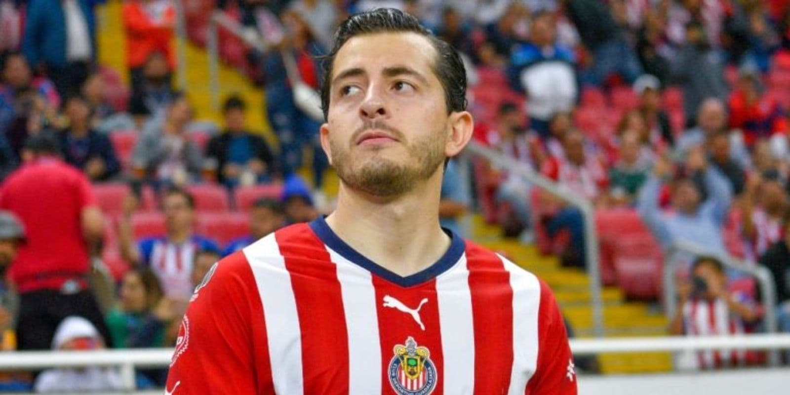 El lateral de las Chivas busca afianzarse con el equipo.