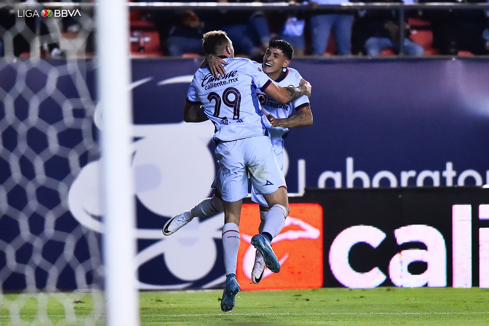 El líder del torneo quiere aprovecharse del mal paso de la Máquina.