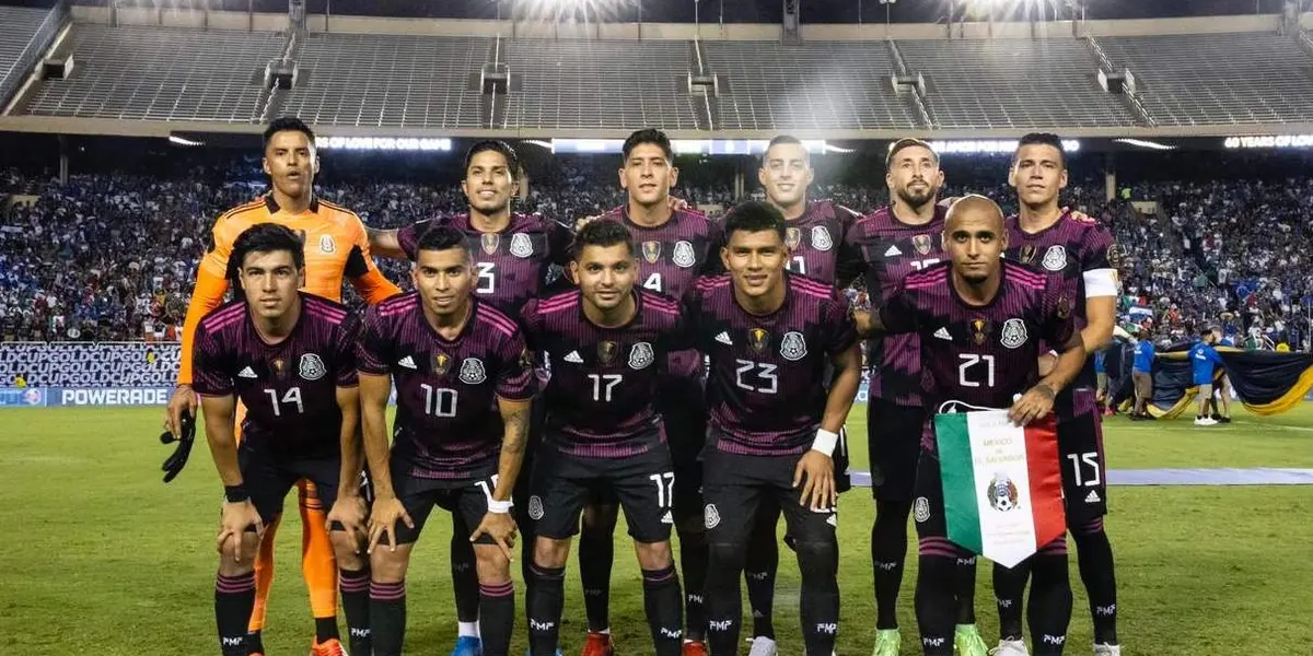 El mexicano que volvió locos a los salvadoreños y le fueron a pedir su playera al final del partido