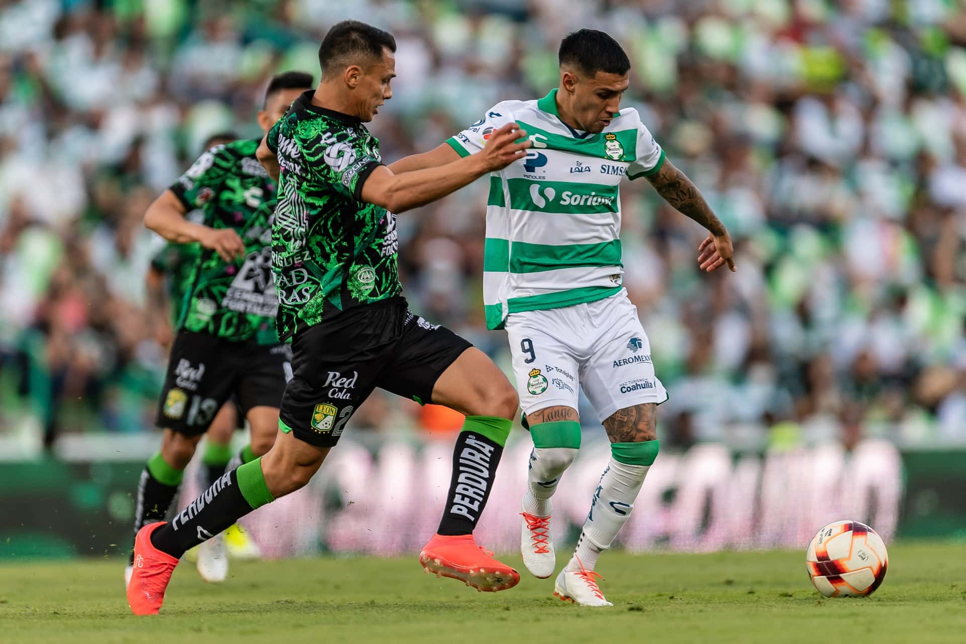 El partido parece ser de pronóstico reservado y de mucha intensidad entre ambos equipos que necesitan la victoria