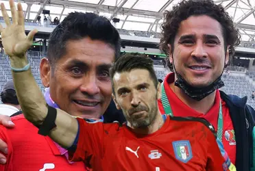 El portero italiano se deshizo en elogios por este arquero de la Selección Mexicana.