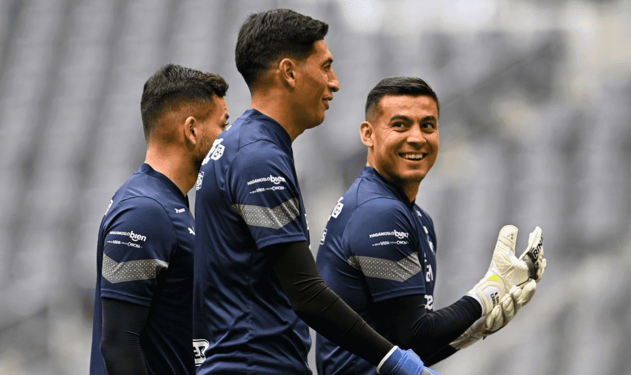El portero mexicano ya está listo por si tiene que dejar el futbol