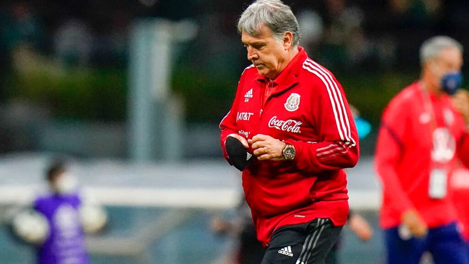 El problema de salud de Gerardo Martino lo tendría fuera de la cita mundialista en la FMF ya le tienen su reemplazo