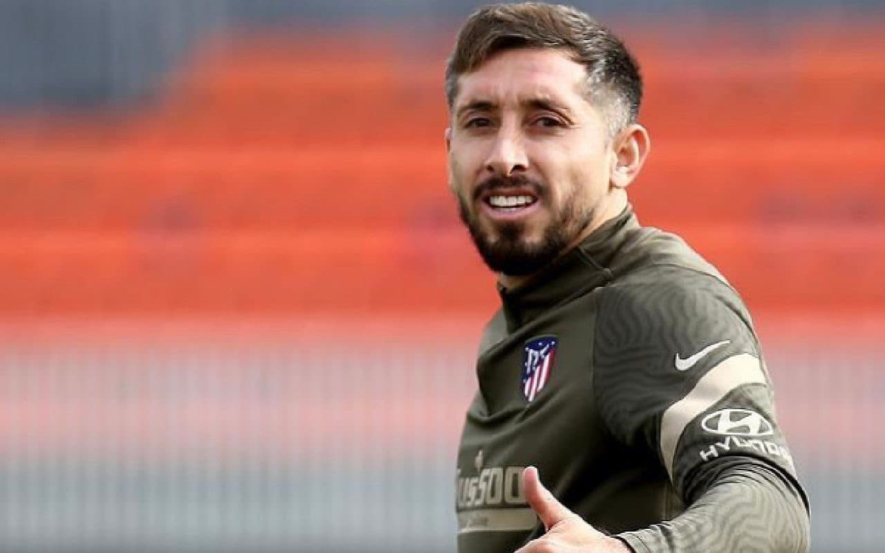 El rojiblanco mexicano es ya un jugador histórico para el fútbol mexicano por su medalla de oro en Londres, casi década entera en Europa, participación en dos mundiales, tres si llega a Qatar. Este es su sueldo.