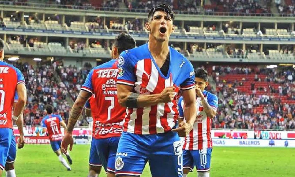 El último goleador rojiblanco quiere volver.