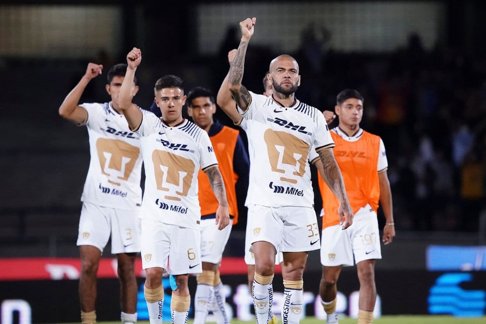 Empiezan las bajas importantes en Pumas por los malos resultados.