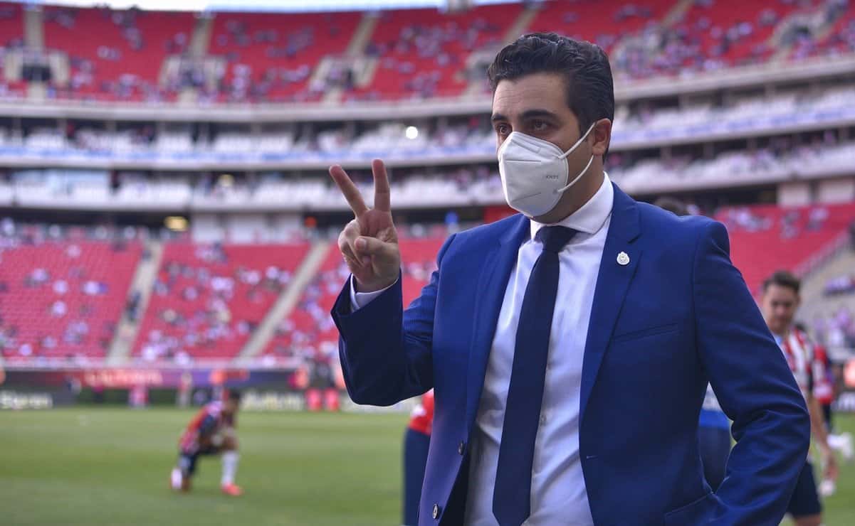 En Chivas no les sobran jugadores, pero ahora dejan ir a este crack gratis.