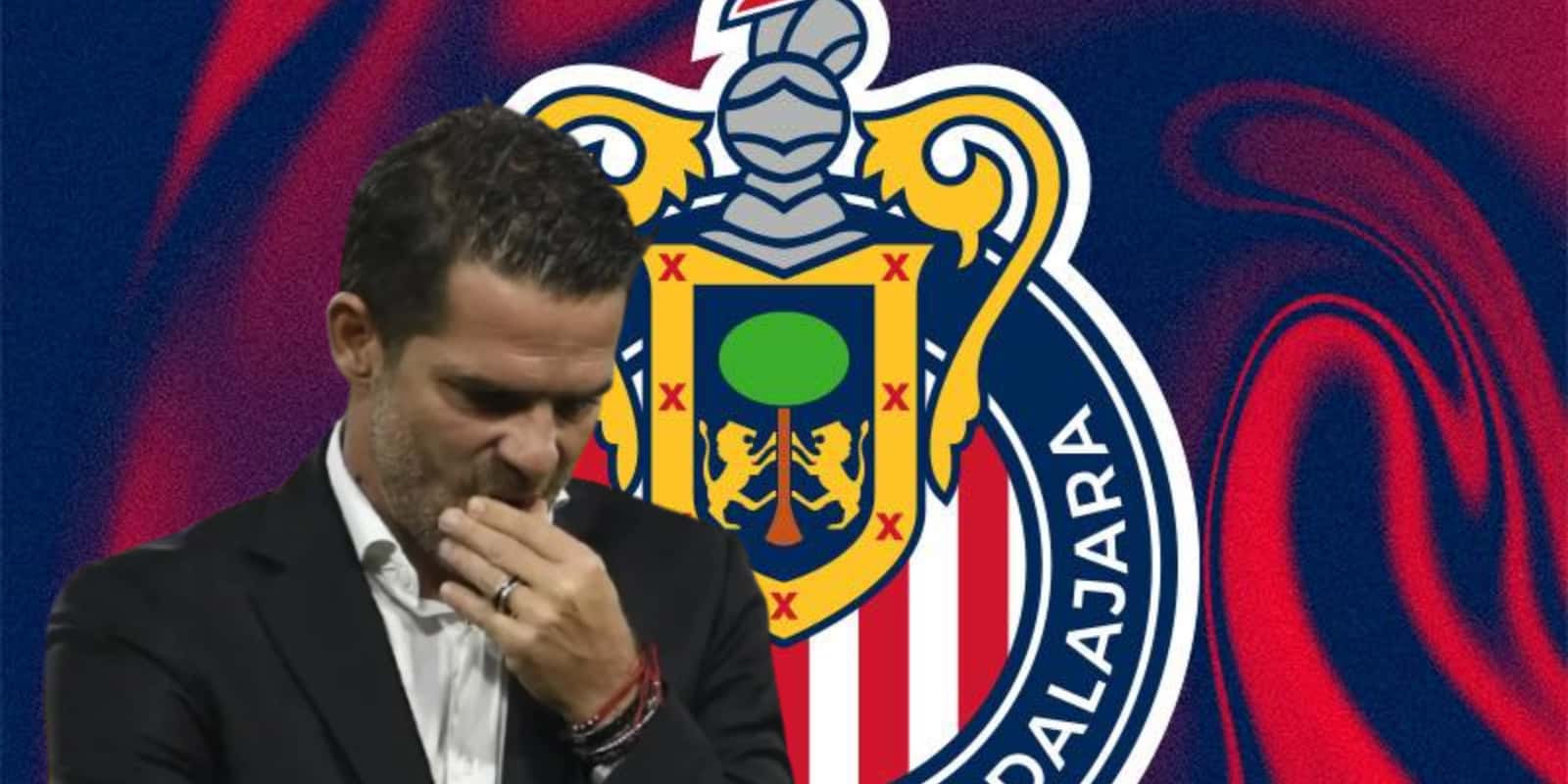 Fernando Gago junto al escudo de Chivas / FOTO A24