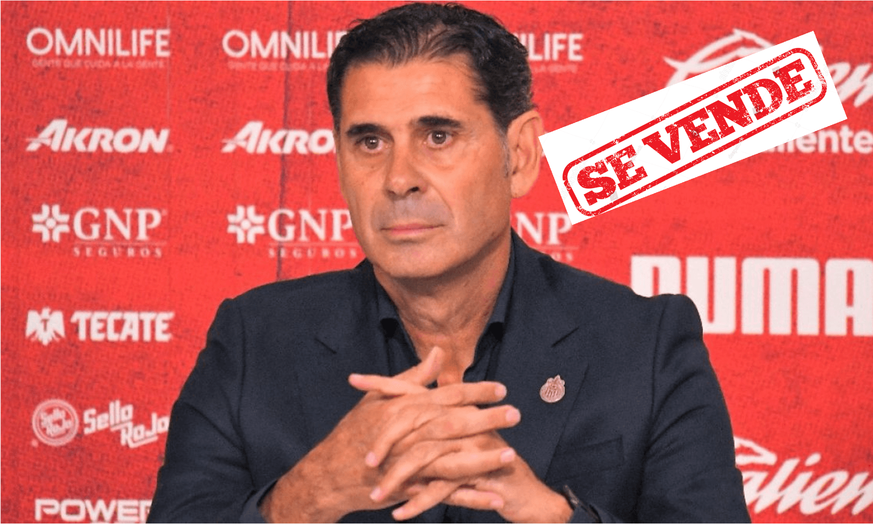 Fernando Hierro en conferencia de prensa de Chivas / Imago