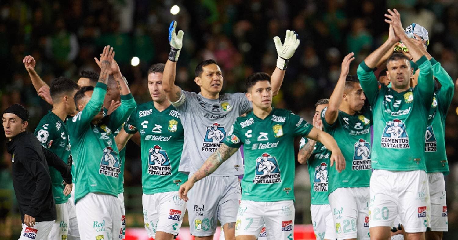 Fernando Navarro tendría intenciones de salir del León y Pumas sería una opción, ya que los de Lillini se encuentran en busca de un lateral.