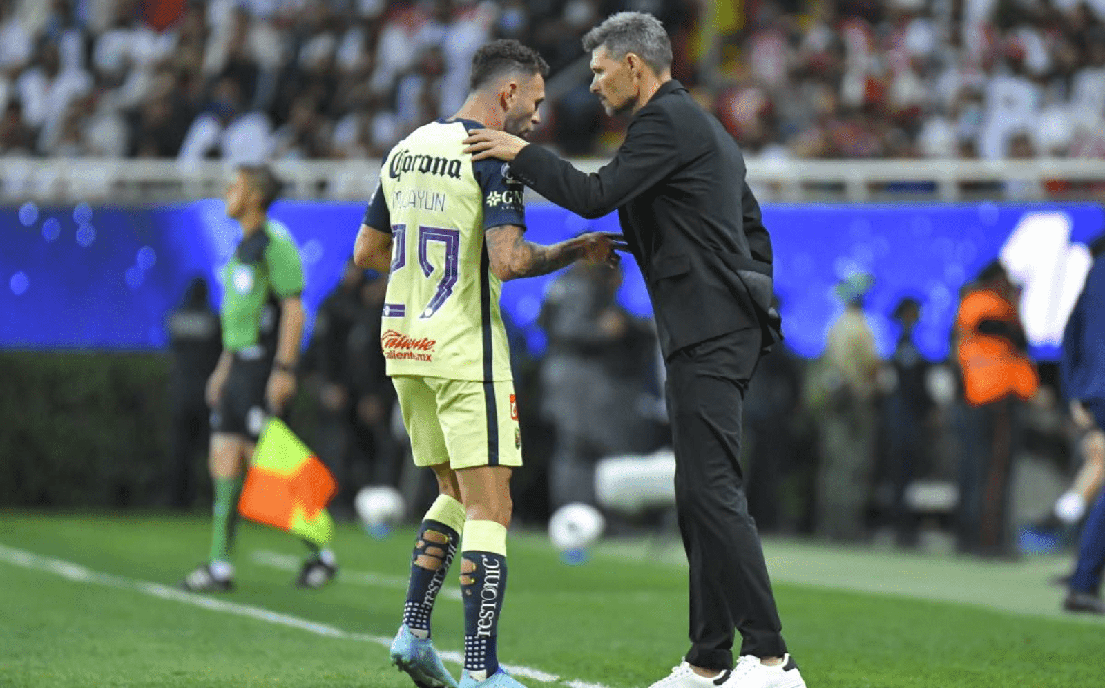 Fernando Ortiz y sus malos tratos harían que otro crack del equipo busque su salida de América.