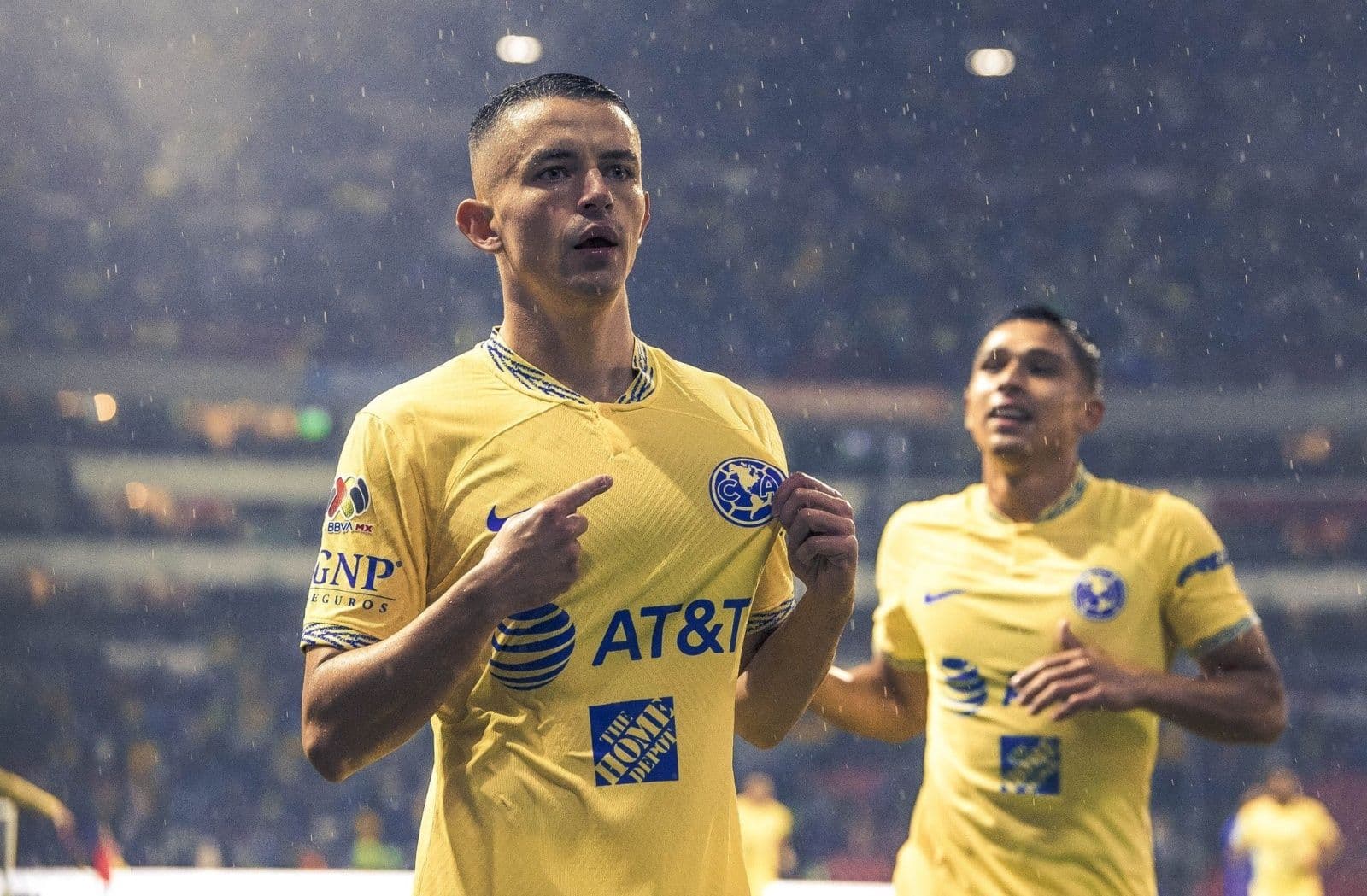 Fidalgo sigue en modo crack y ya lo comparan con uno de los más grandes en la historia del América.