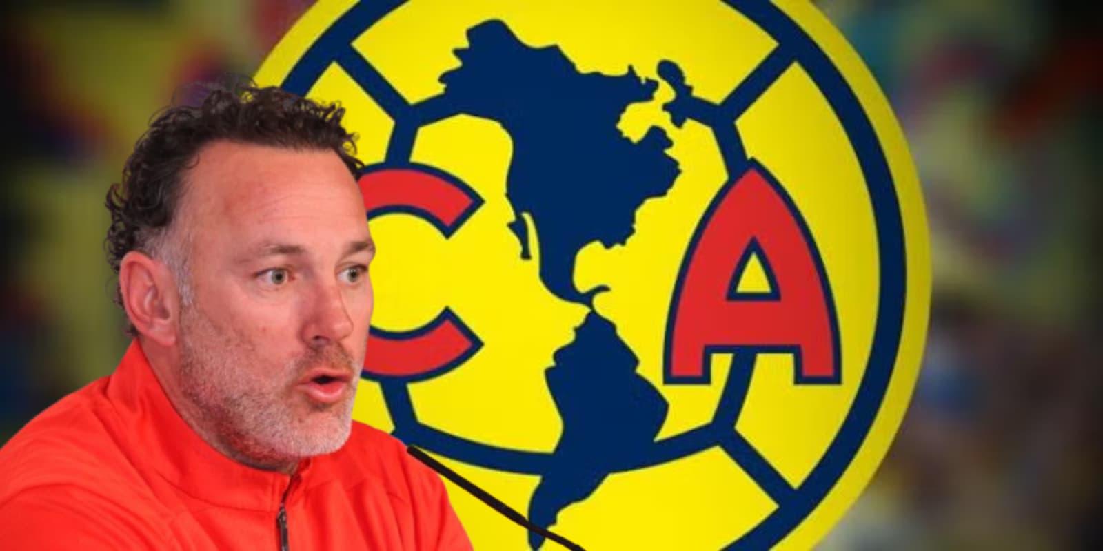 Gabriel Milito junto al escudo del América / FOTO RÉCORD