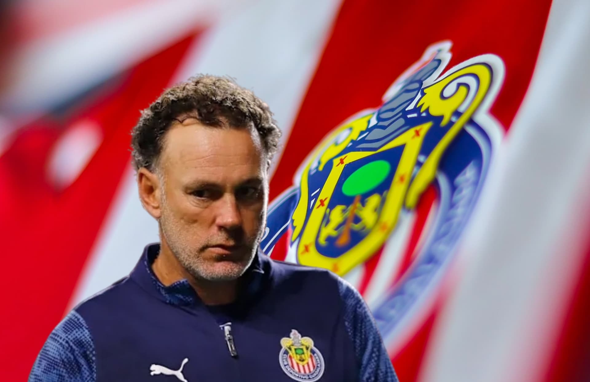 Gabriel Milito y escudo del Guadalajara/Foto Chivas.