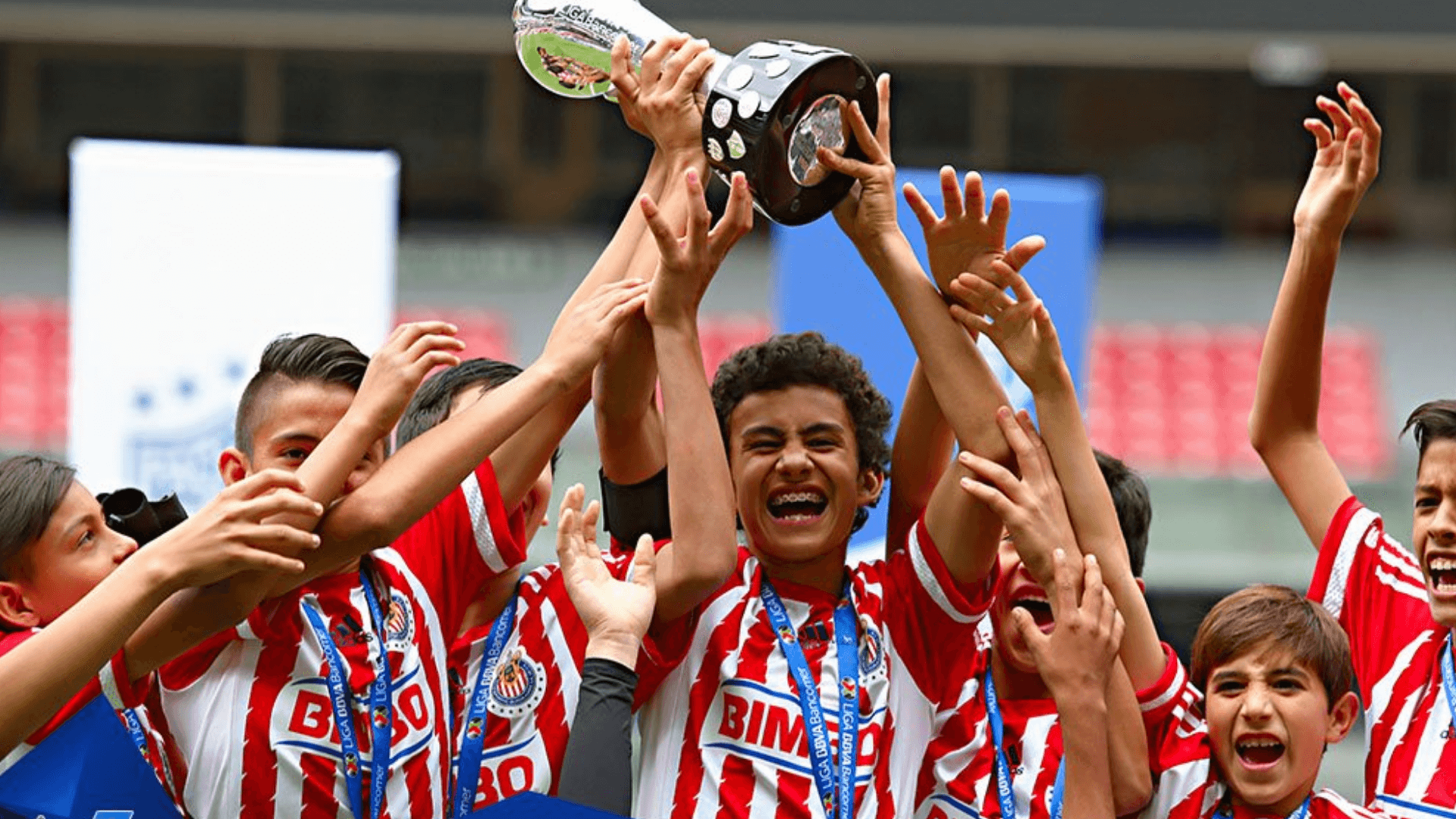 Ganadores de la Sub-13. | Foto: X oficial de la @LigaBBVAMX