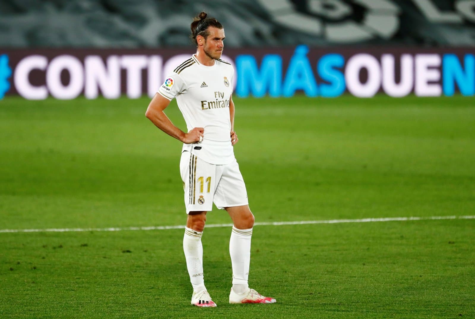 Gareth Bale es un jugador muy idolatrado en Real Madrid, por lo hecho en algunos partidos clave, pero su rendimiento no fue muy parejo, lo cual lo llevó a volver a la Premier League. Sin embargo, algunos puntos en su contrato con el Merengue lo podrían llevar a quedarse en España.