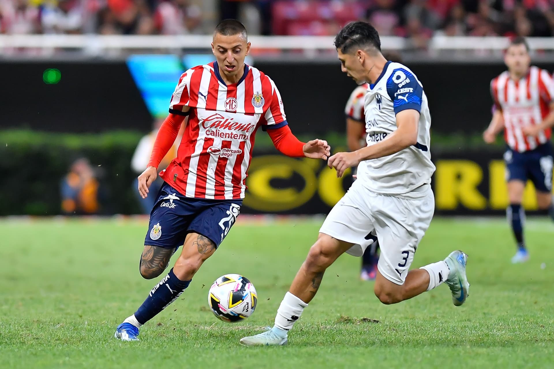 Gerardo Arteaga en el partido contra Chivas (Foto: Mexsport)