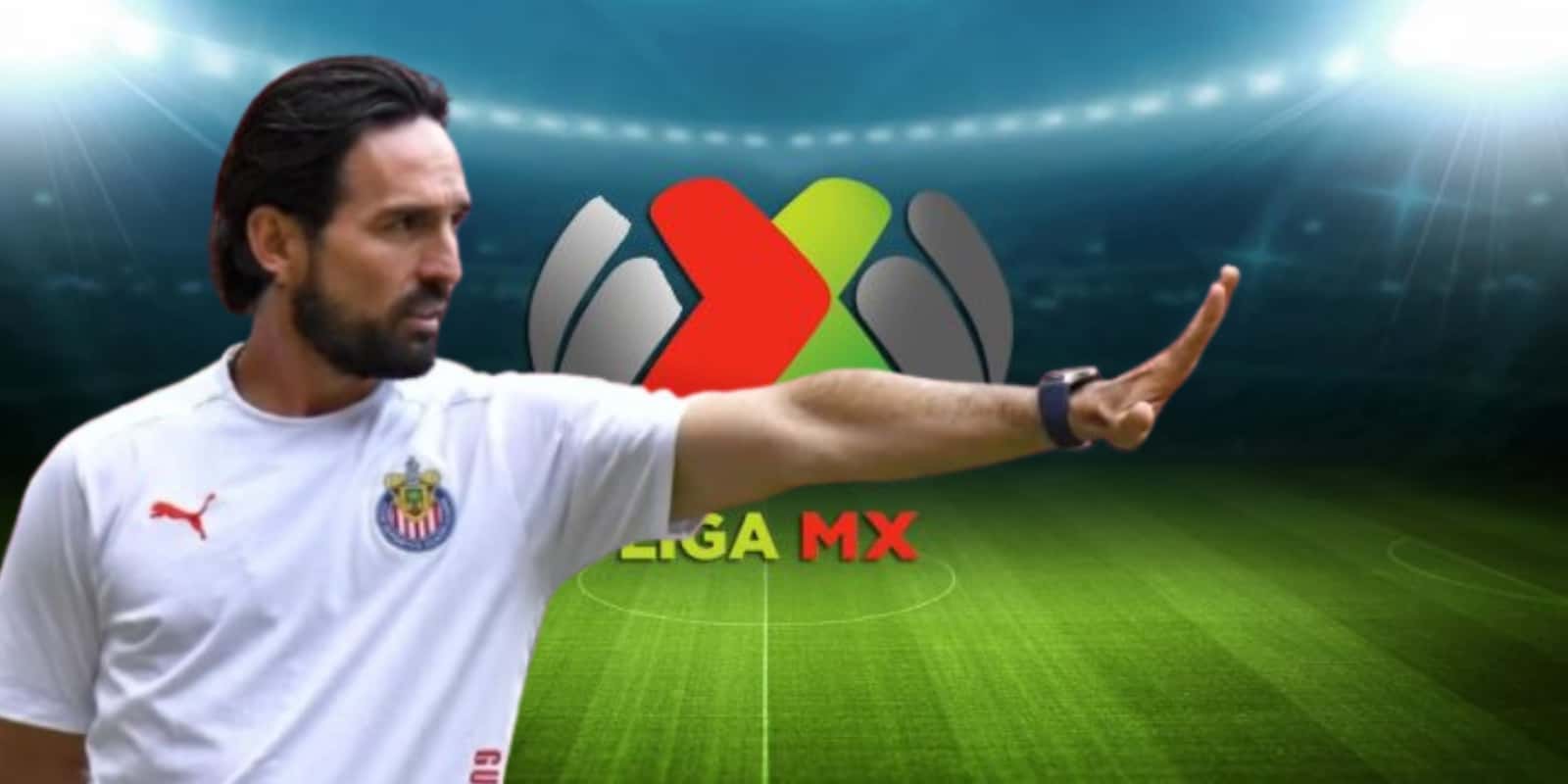 Gerardo Espinoza junto al logo de la Liga MX / FOTO X