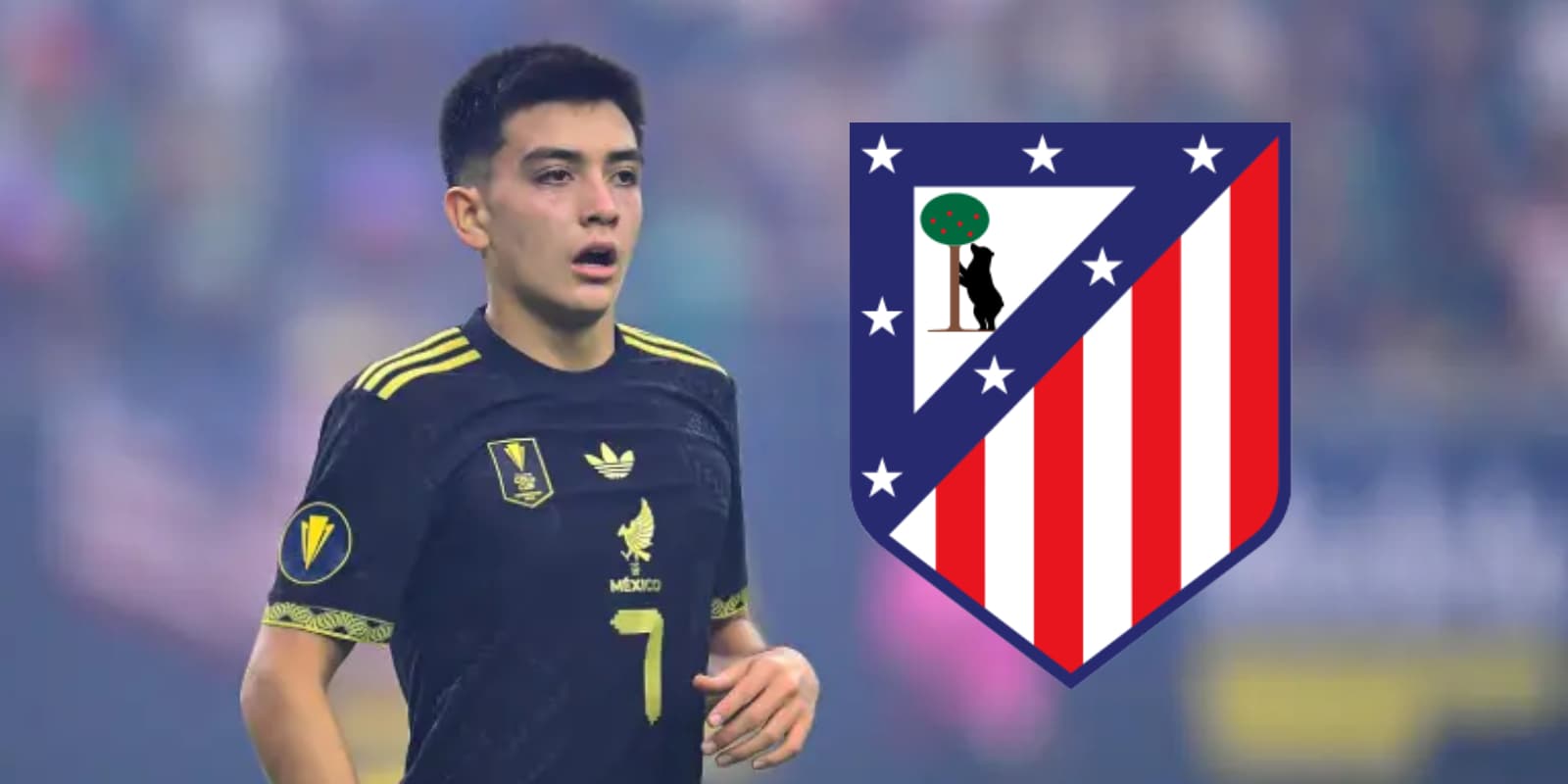 Gilberto Mora junto al escudo del Atlético de Madrid / FOTO RÉCORD