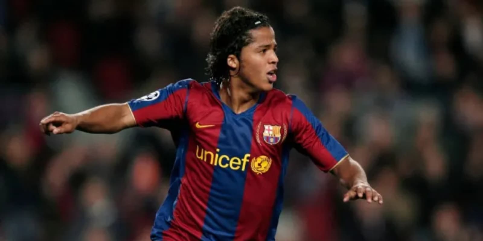 Giovani Dos Santos con el jersey del Barcelona / FOTO Getty Images