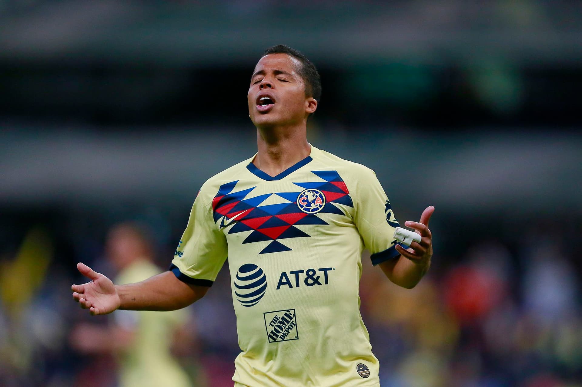 Giovani Dos Santos podría tener un nuevo destino fuera de México y este sería en Guatemala.