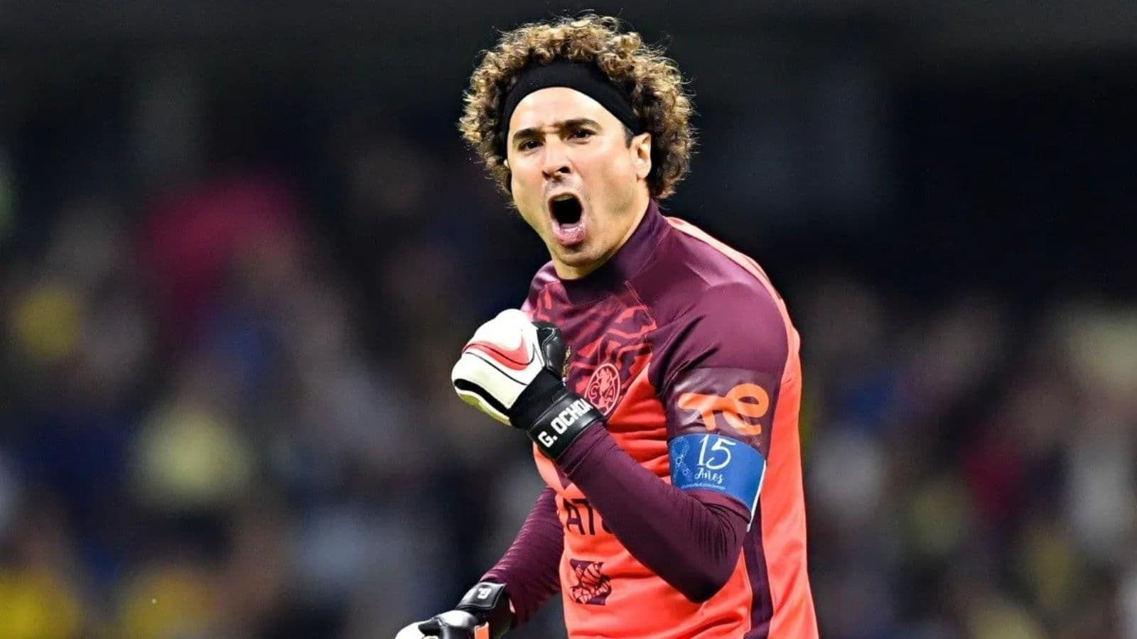 Guillermo Ochoa todavía no renueva con el América y se destapa las peticiones que le hace a Emilio Azcárraga para quedarse