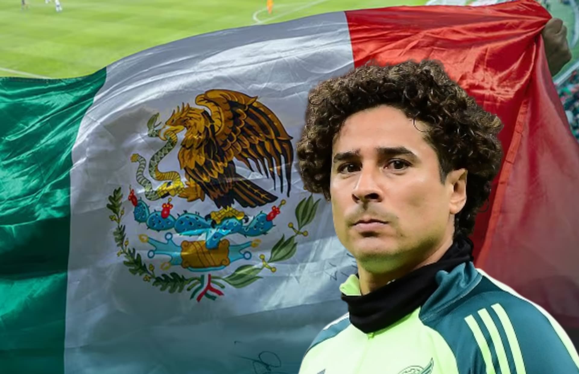 Guillermo Ochoa y bandera de México/Foto El Universal.