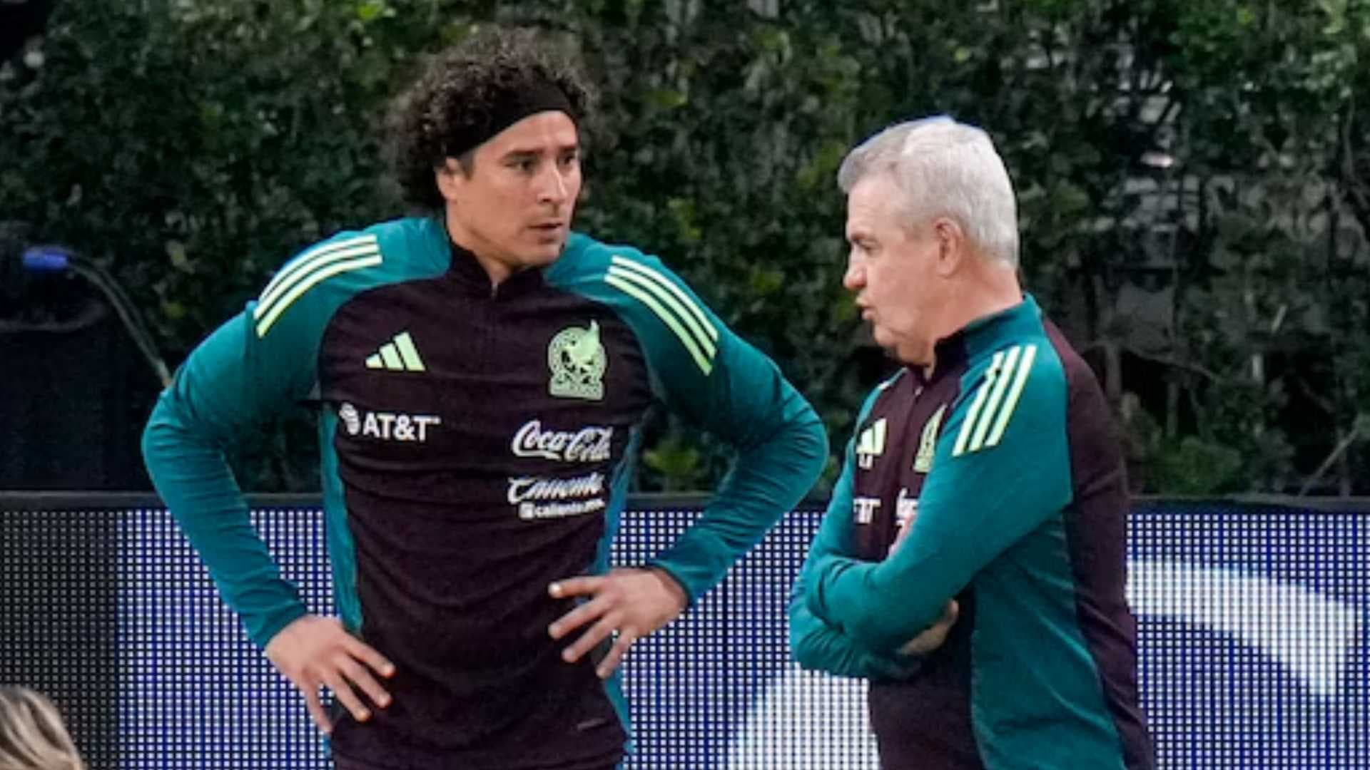 Guillermo Ochoa y Javier Aguirre