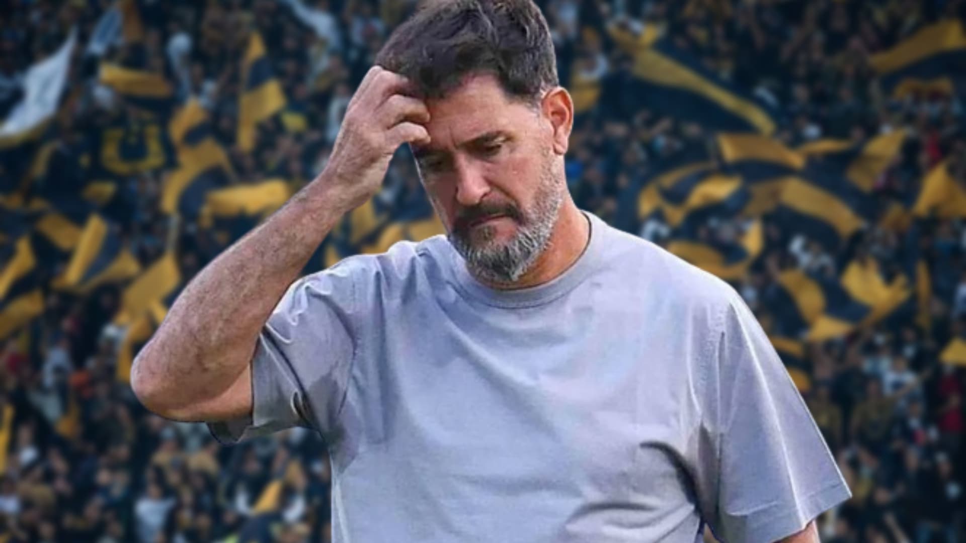 Gustavo Lema dirigiendo a Pumas / Foto: Agencias