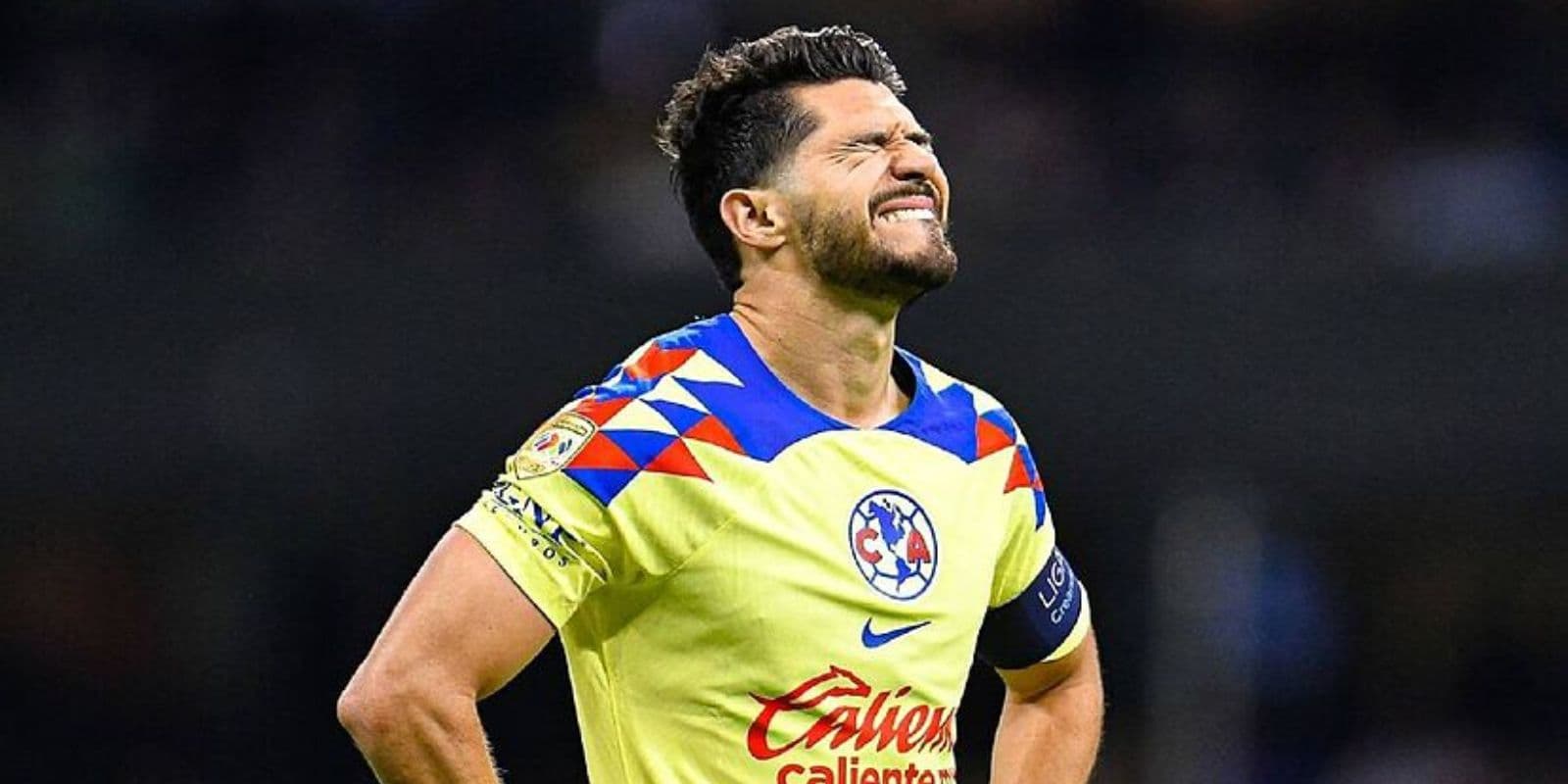 Henry Martín se lamenta / Foto Getty