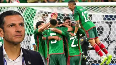 Henry Martín y varios jugadores de la selección mexicana festejan un gol / Foto: Mexsports
