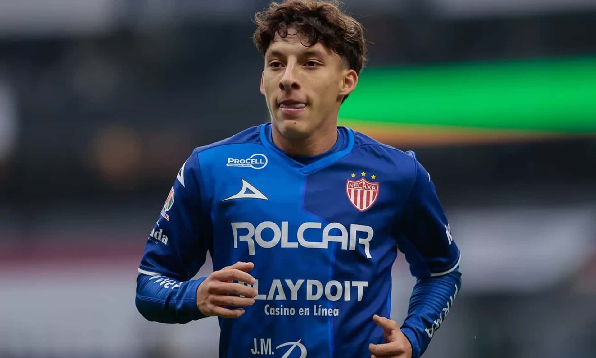 Heriberto Jurado en un partido de Necaxa, en el estadio Azteca (Fuente: Mexsports)