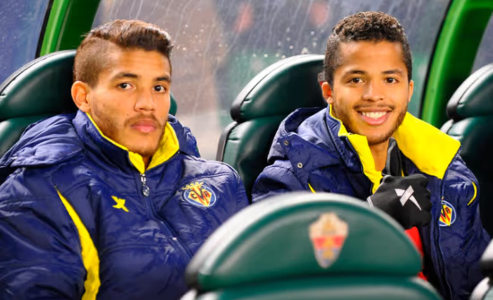 Hermanos dos Santos en el banquillo de Villareal (Fuente: Mexsports)