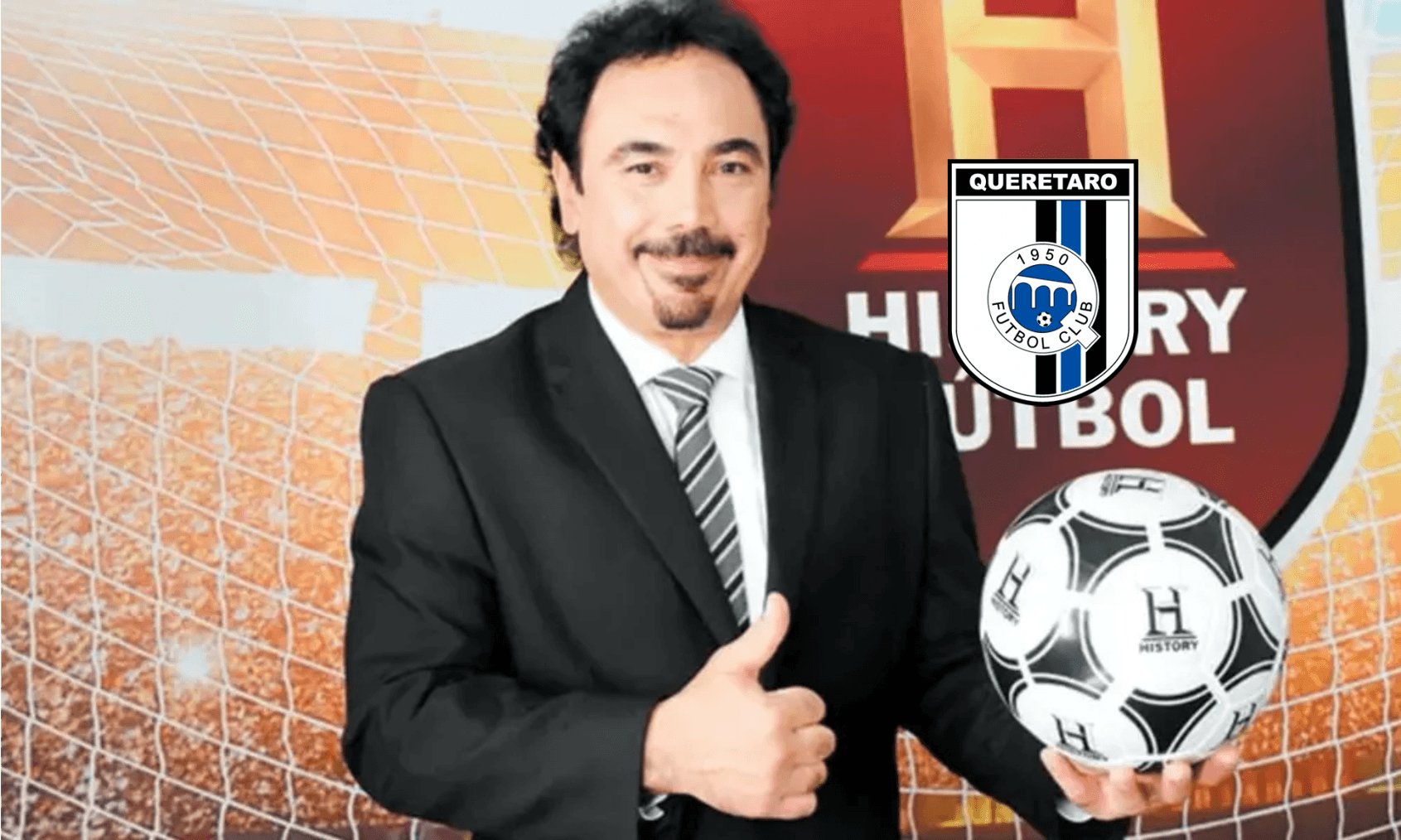 Hugo Sánchez posando para un documental de fútbol / Marca