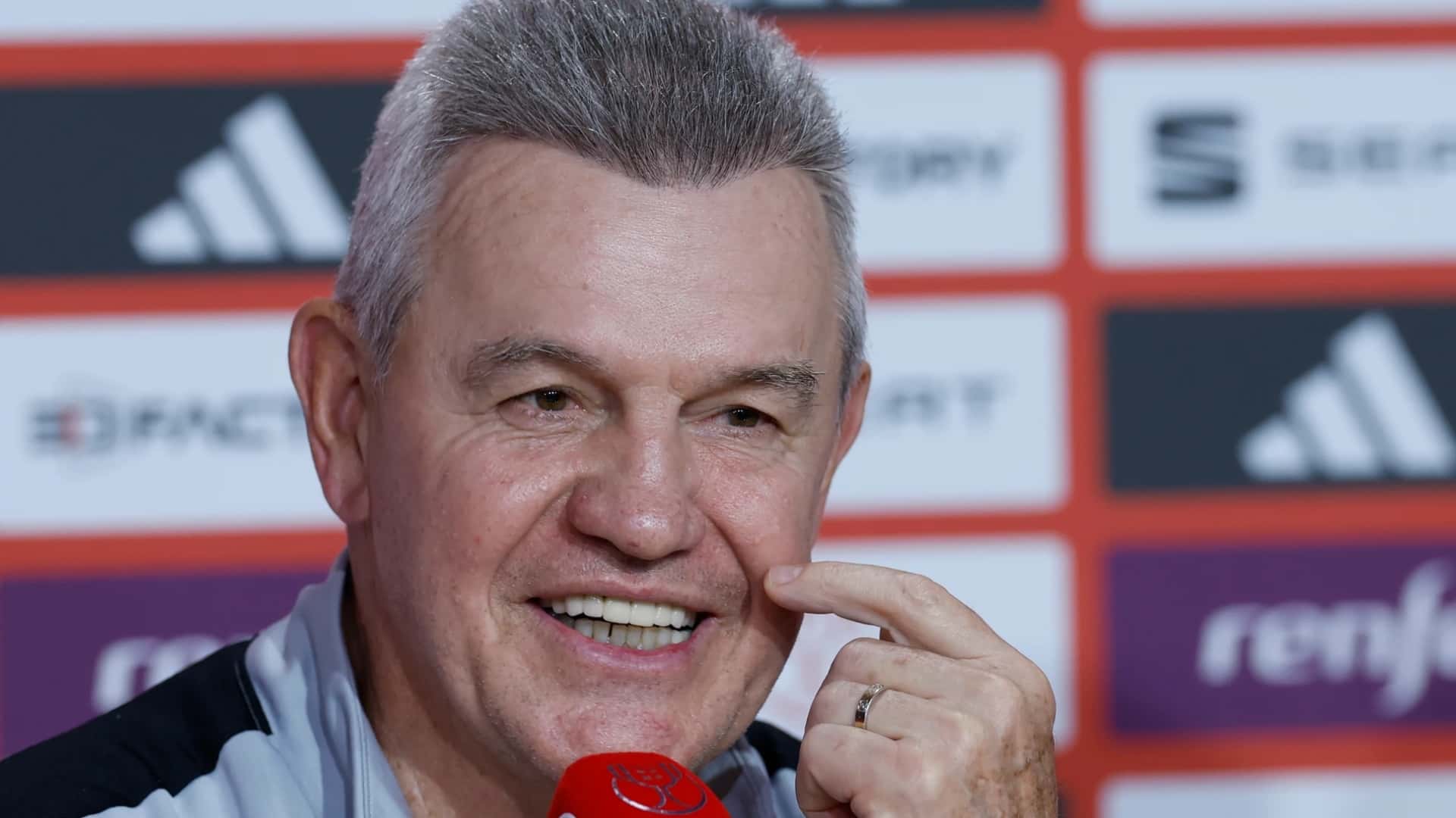 Javier Aguirre rueda de prensa (Foto: La Razón)