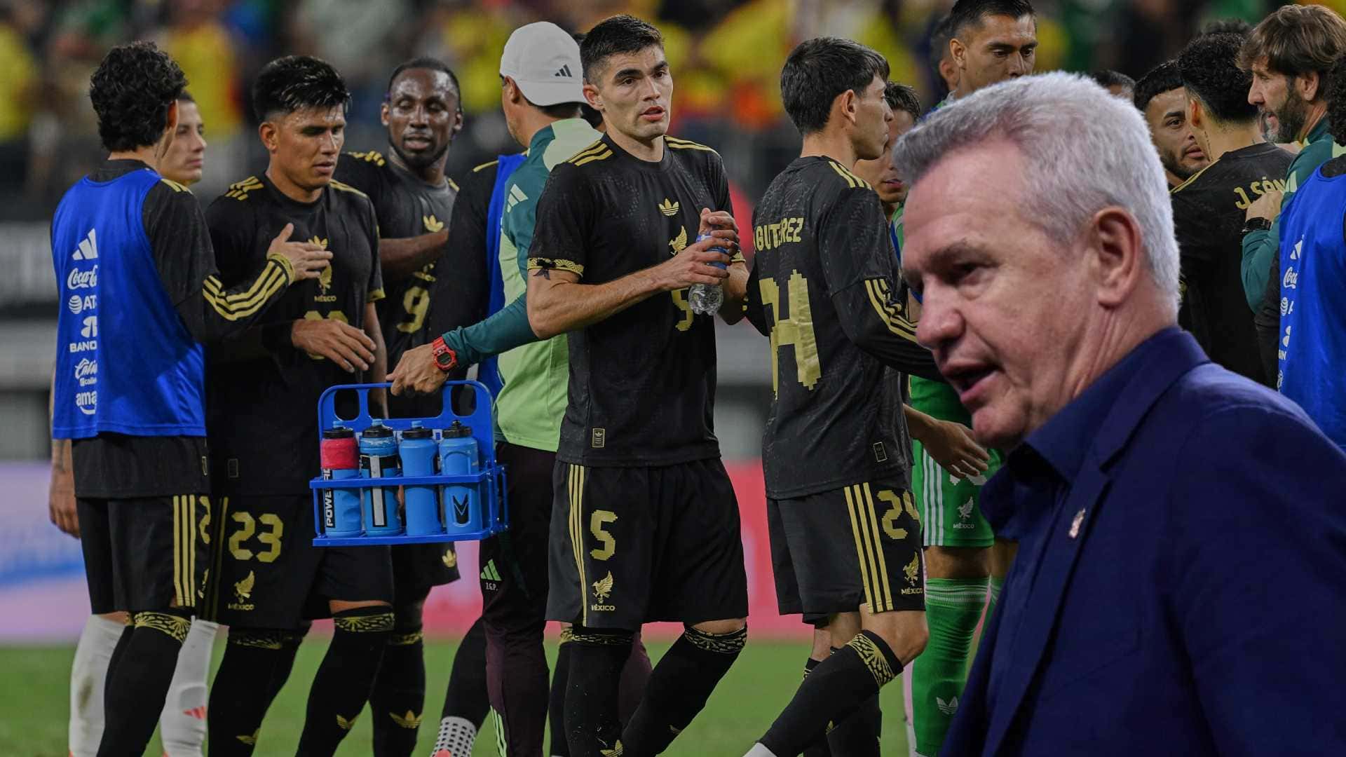 Javier Aguirre y jugadores de la selección mexicana